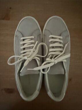 Common Projects Cream Suede Low-Top Sneakers